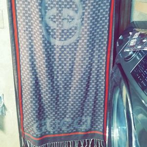 Meet your Posher, Josiah